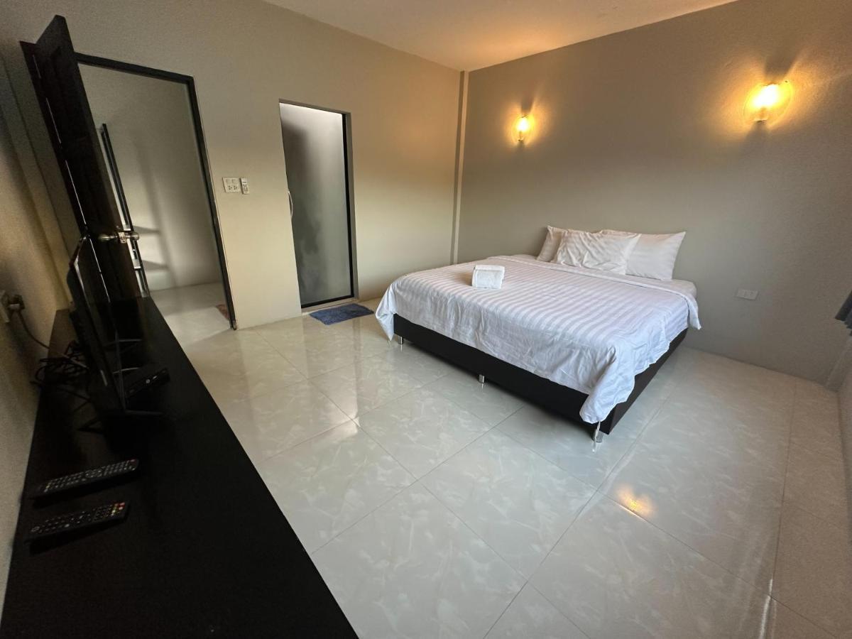 Pine Home Krabi Bagian luar foto