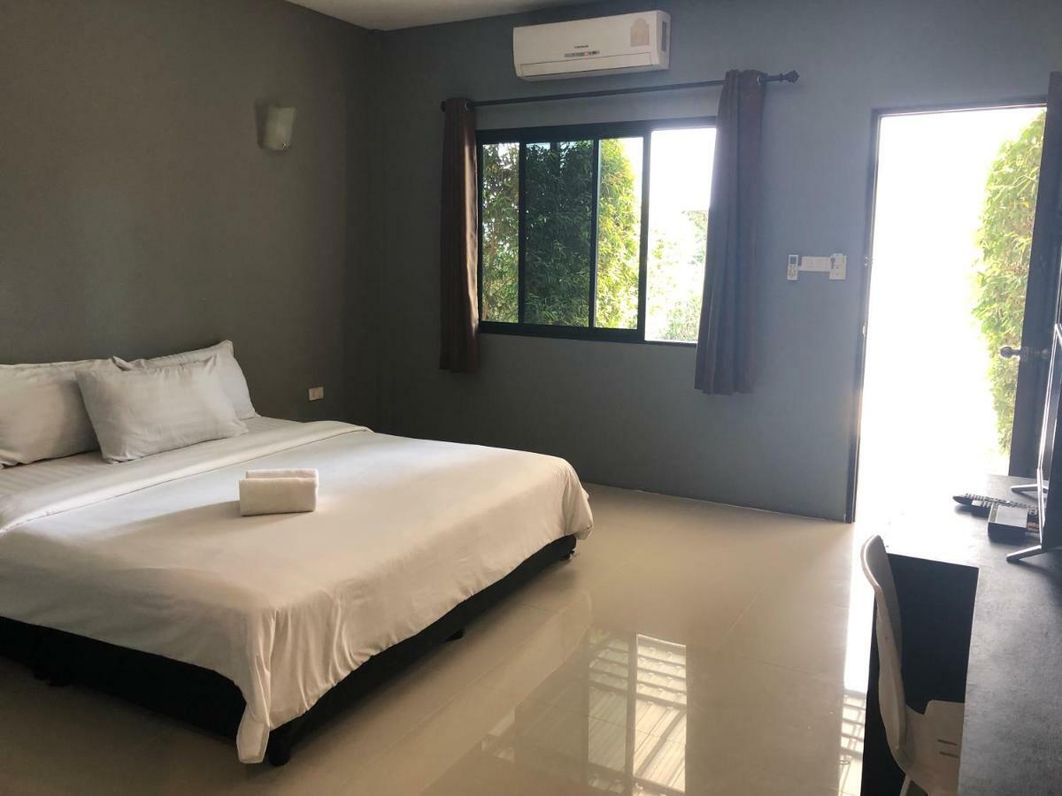 Pine Home Krabi Bagian luar foto