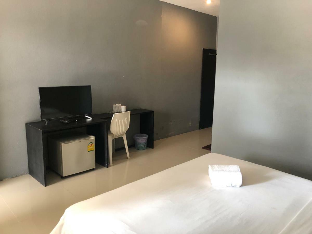 Pine Home Krabi Bagian luar foto